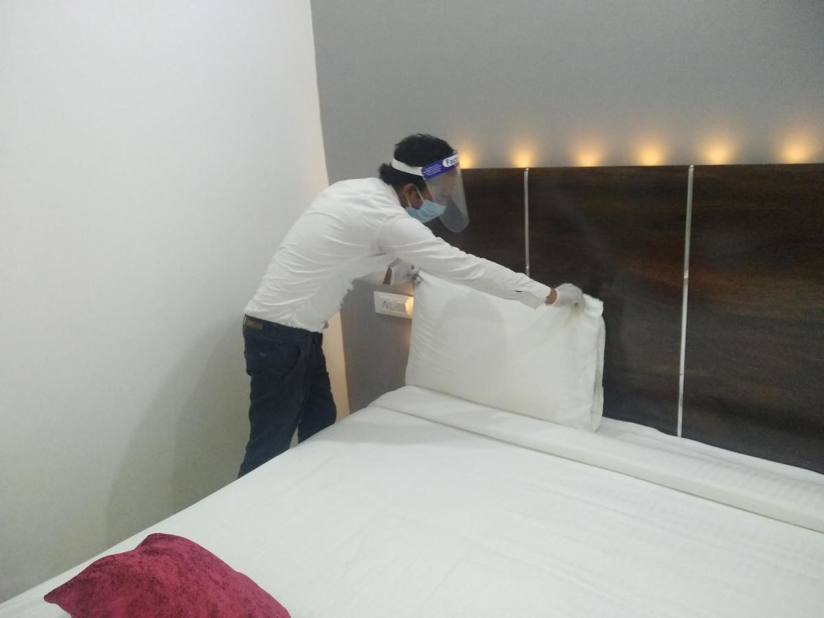 The Palm Tree -Family Stay Amritsar Esterno foto