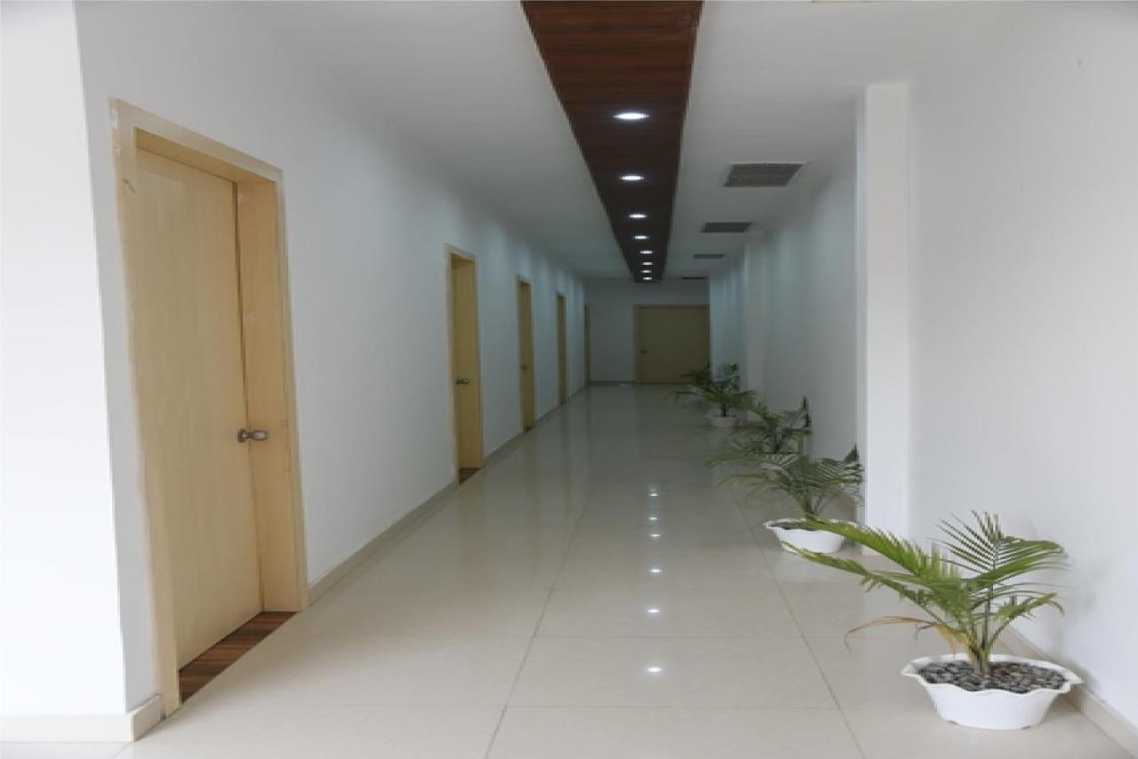 The Palm Tree -Family Stay Amritsar Esterno foto